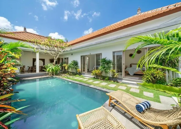 Villa Margherita 3 Bedroom Canggu Swimming Pool