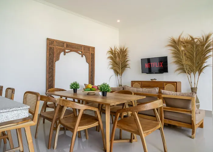 Villa Margherita 3 Bedroom Canggu Swimming Pool